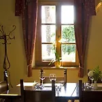 Oda ve Kahvaltı Belica