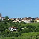 Bed & Breakfast Belica 3*