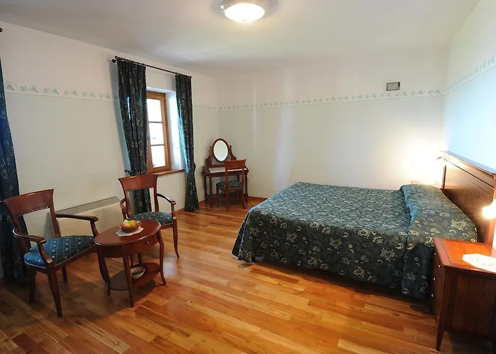 Bed and breakfast Belica 3*